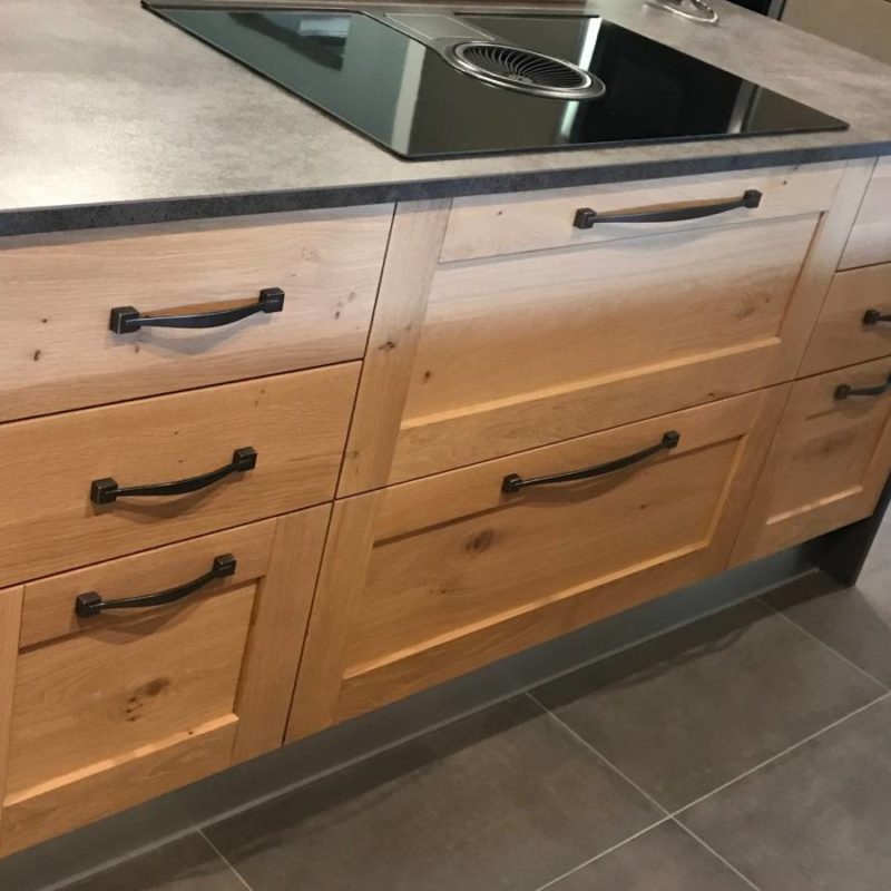 CUISINES PLAQUES DE CUISSON AVEC HOTTES INTEGREES Saverne 0