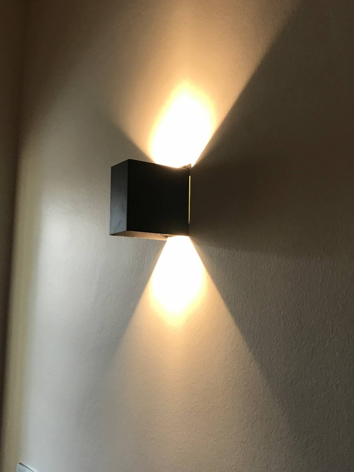 Large gamme de luminaires, conseil et vente chez Atouts Design ! Brumath