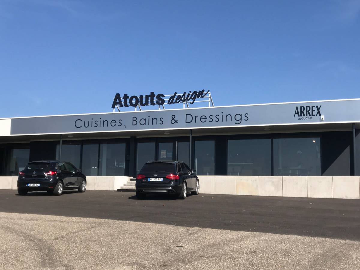 Atouts Design s’&eacute;quipe d’une enseigne ! Bischwiller