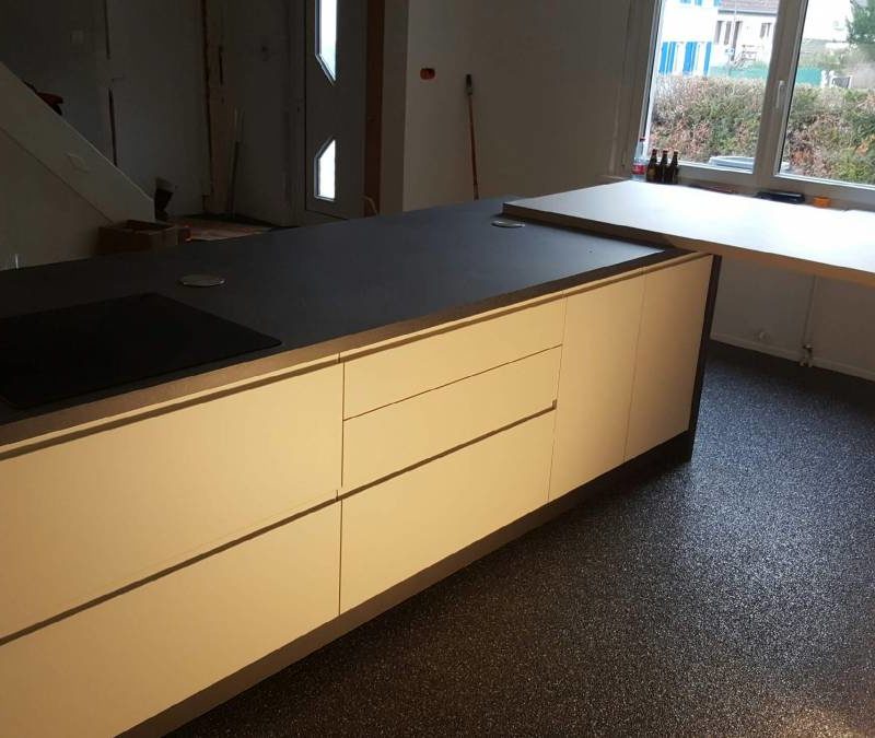 CUISINES PLANS DE TRAVAIL COMPACT Strasbourg 32