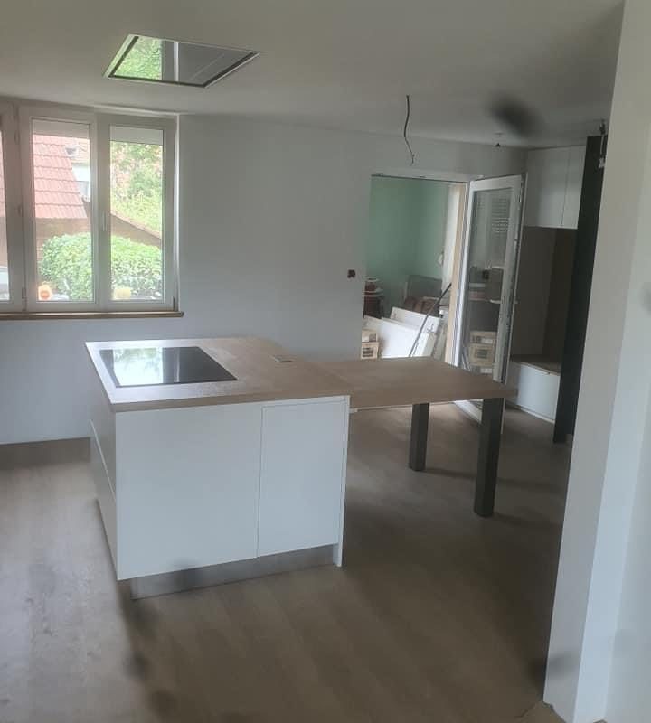 CUISINES AVEC ILOTS ET PLATEAUX DE TABLE Bischwiller 8