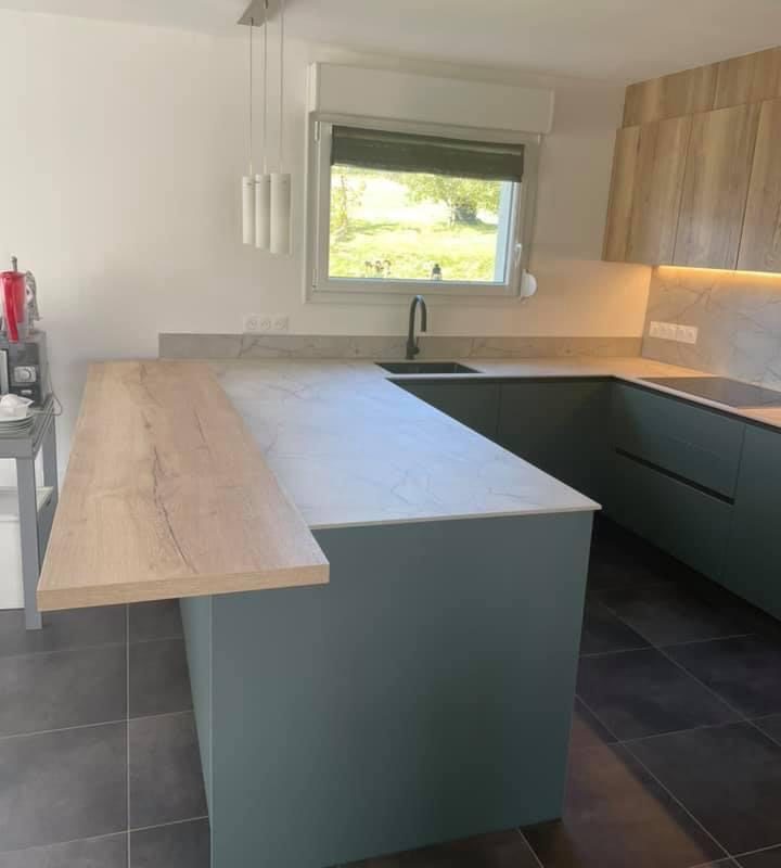 CUISINES PLANS DE TRAVAIL COMPACT Saverne 105